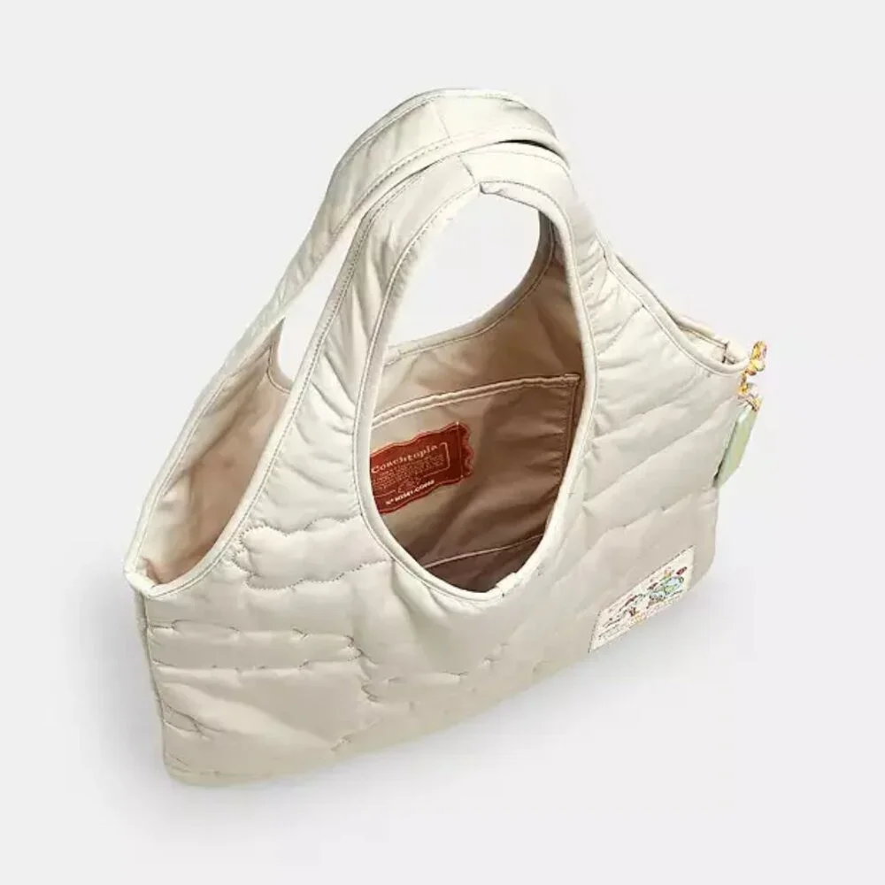 Coachtopia Loop Flat Tote With Cloud Quilting - Picture 11 of 11